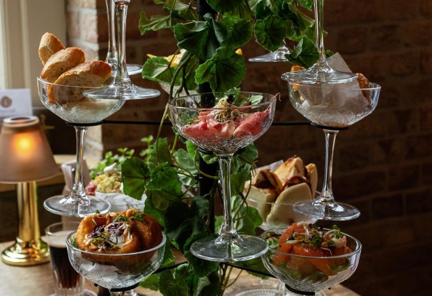 Dineren bij kaarslicht in Ootmarsum