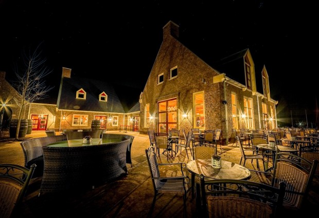 Oatmössche by night